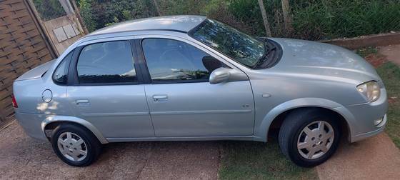 CHEVROLET CLASSIC 1.0 MPFI LS 8V FLEX 4P MANUAL